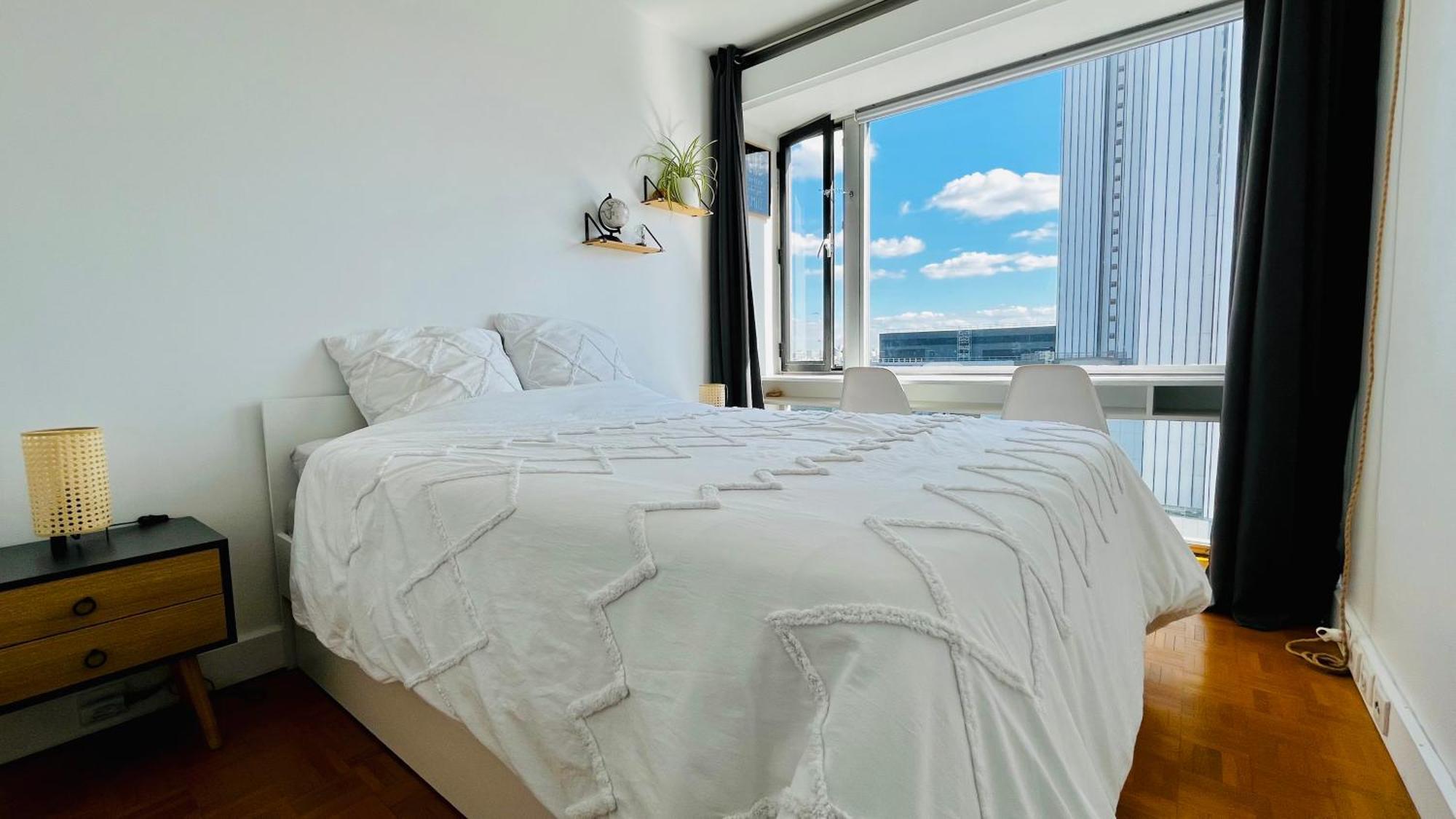 2 Private Bedrooms, Montparnasse Station Париж Екстериор снимка