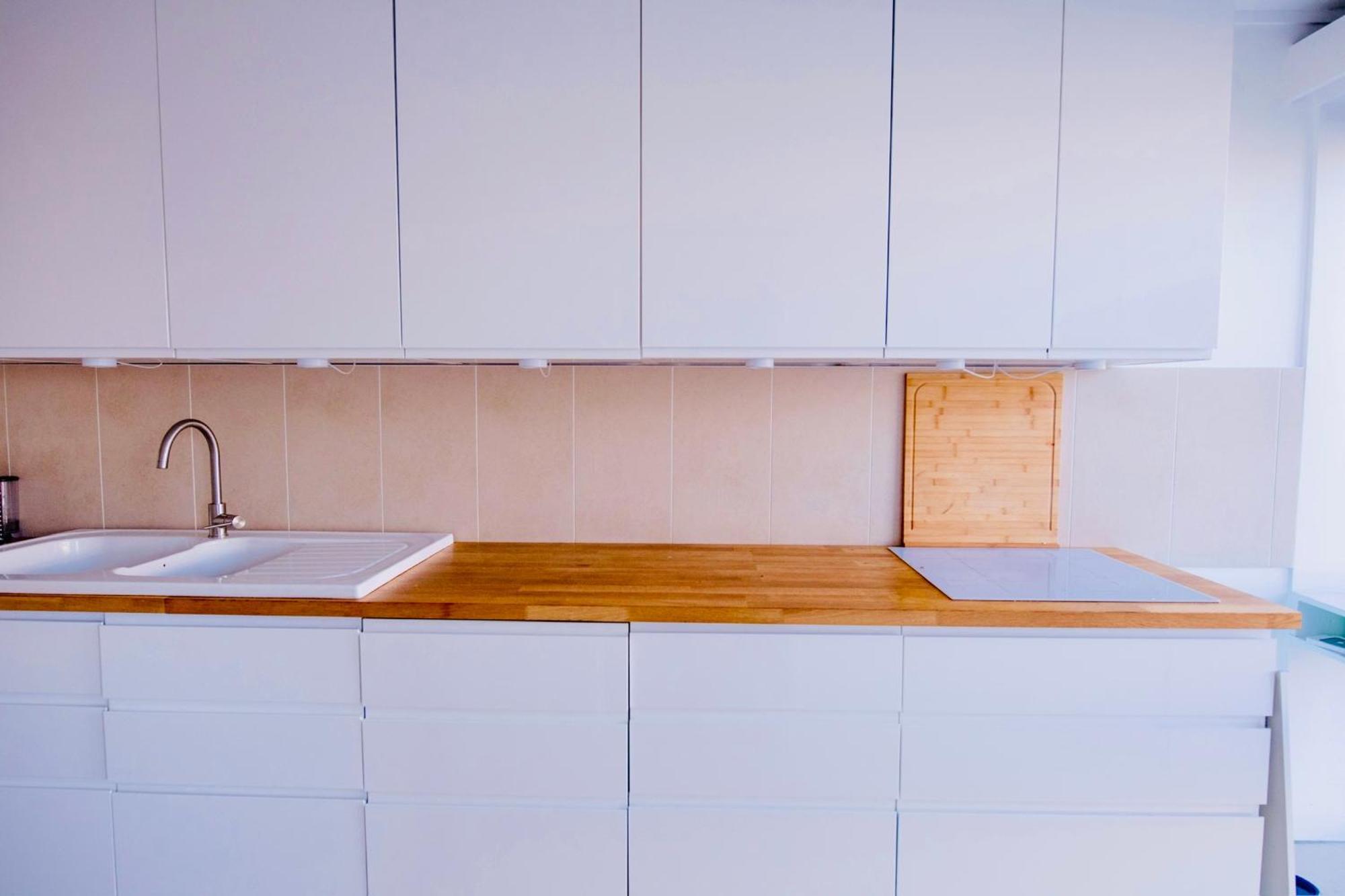 2 Private Bedrooms, Montparnasse Station Париж Екстериор снимка