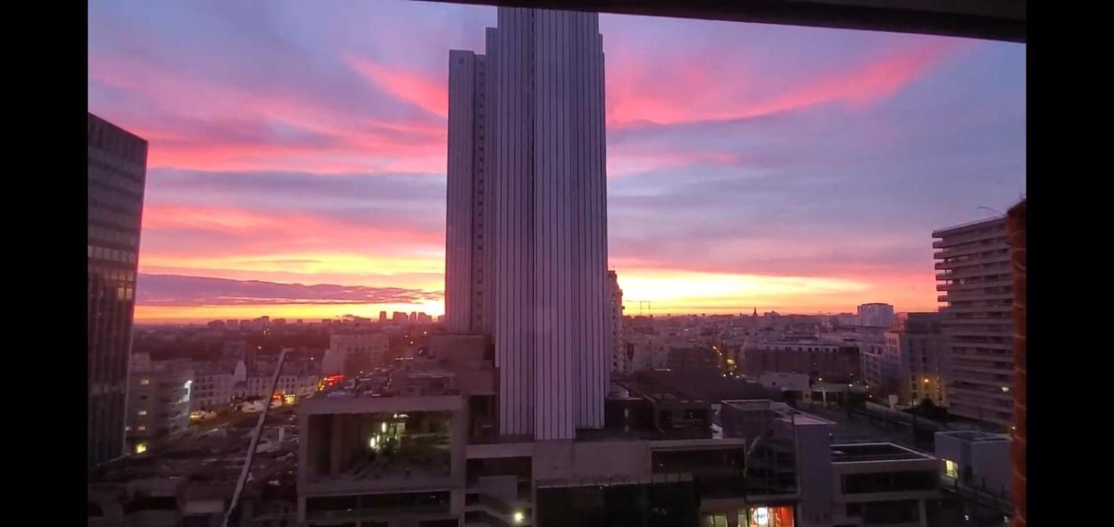 2 Private Bedrooms, Montparnasse Station Париж Екстериор снимка